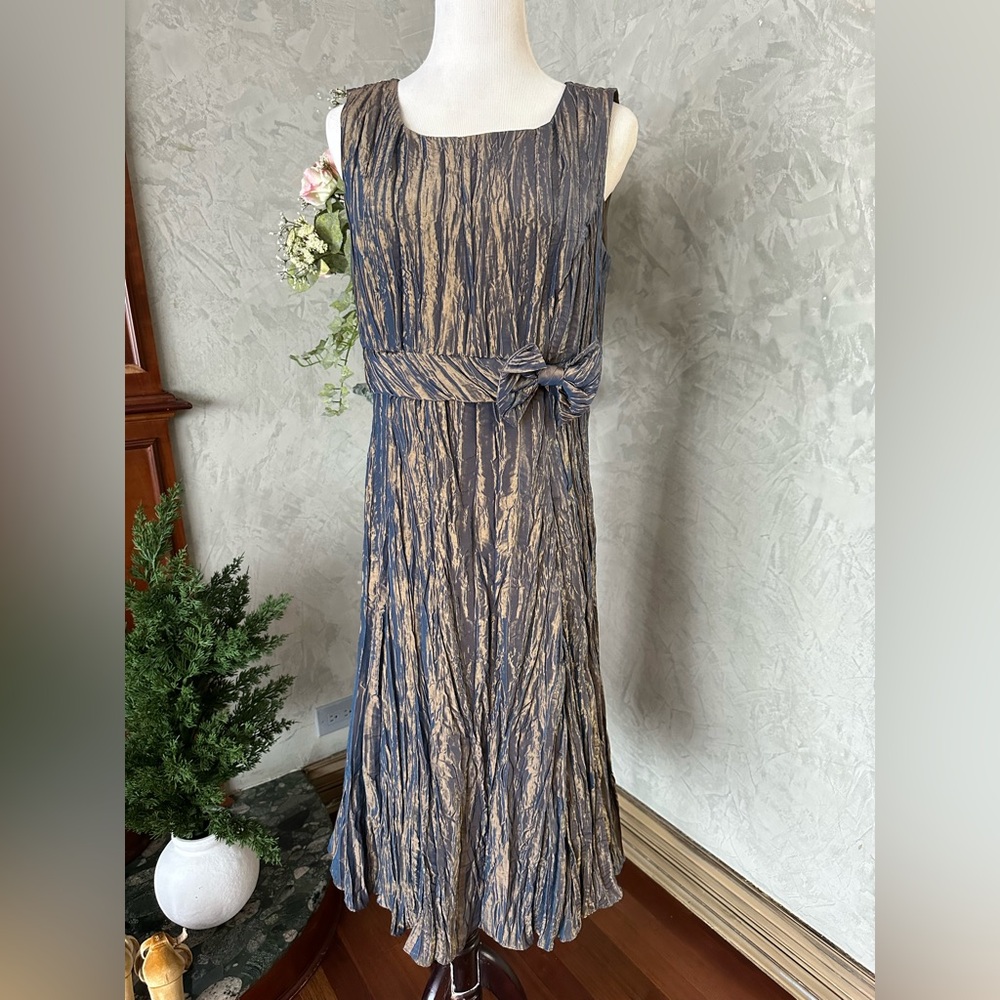 Cachet Navy and Gold Textured Midi Dress with Waist Tie